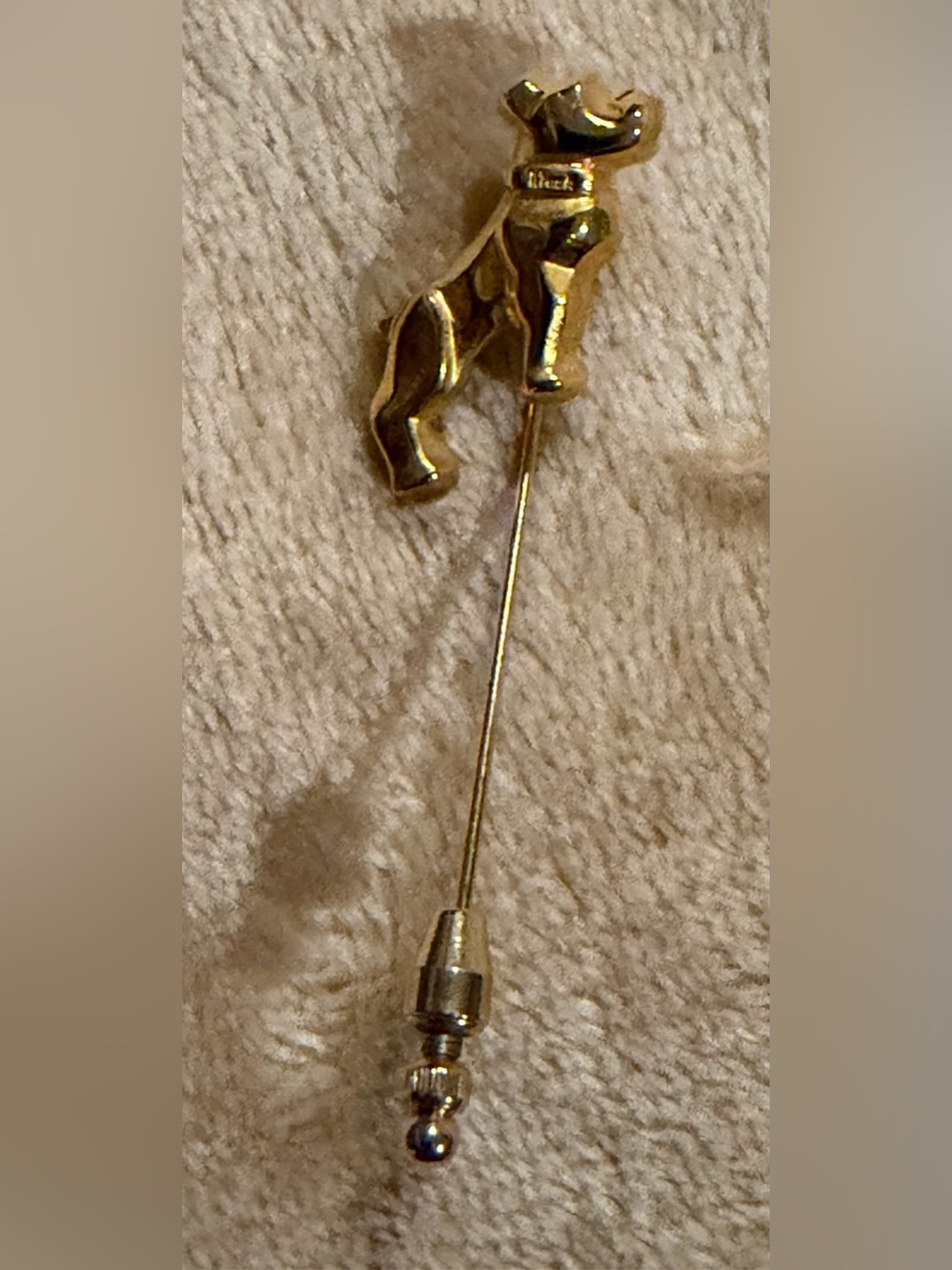 Vintage Mack truck bulldog Stick Pin - Elegant collectible Jewelry